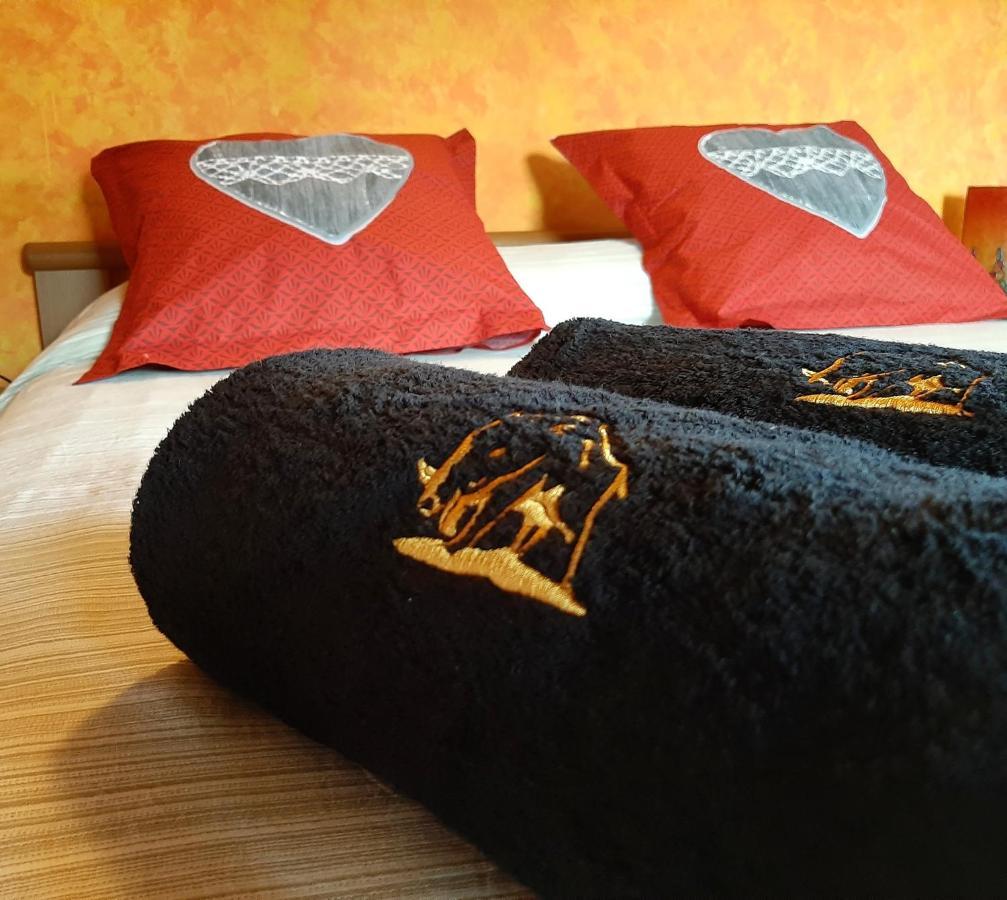 B&B La Locanda Del Cinghiale Aurano Ngoại thất bức ảnh